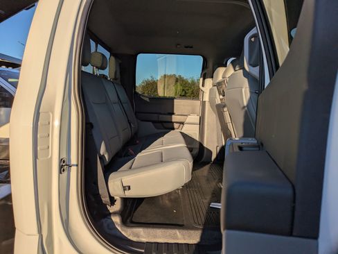 New 2025 Ford F450 XL w/ XL Chrome Package image 35