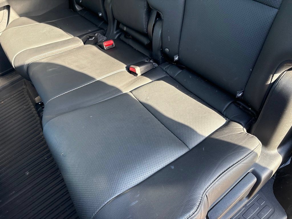 Used 2023 Honda Passport EX-L image 42