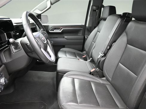 Used 2025 GMC Sierra 1500 SLT RWD image 11