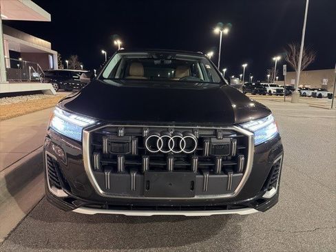Used 2025 Audi Q7 3.0T Prestige image 10