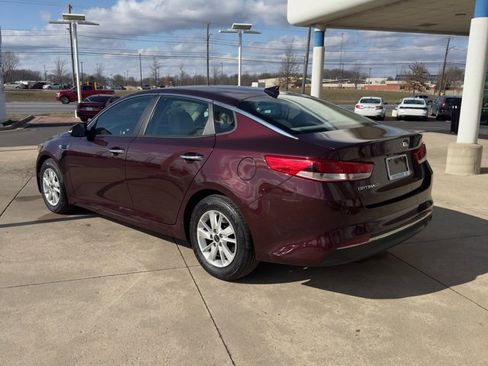 Used 2016 Kia Optima LX w/ LX Convenience Package image 3