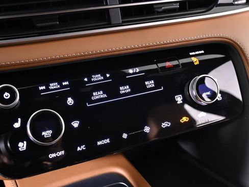 Used 2023 INFINITI QX60 Autograph w/ Cargo Package image 16