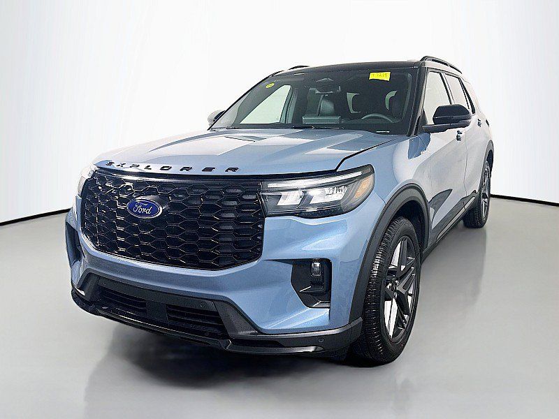 New 2025 Ford Explorer ST-Line w/ Premium Package AWD/4WD image 3