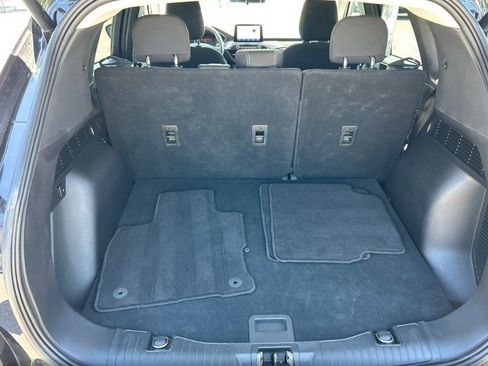 Used 2023 Ford Escape Active image 8