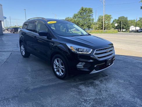 Used 2018 Ford Escape SEL FWD image 2