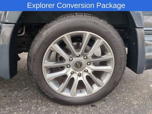 Used 2019 Chevrolet Express 2500 image 24