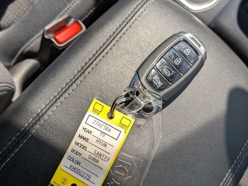 Used 2019 Hyundai Santa Fe SEL AWD/4WD image 19
