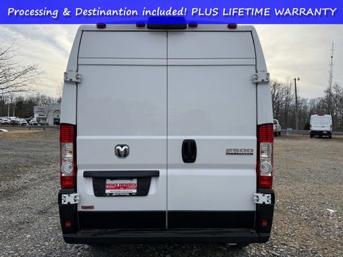 New 2026 RAM ProMaster 2500 w/ Quick Order Package 22G SLT FWD image 4