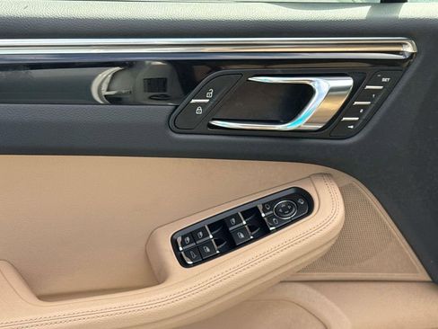 New 2026 Porsche Macan AWD/4WD image 23