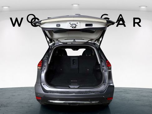Used 2020 Nissan Rogue SV w/ Premium Package FWD image 44