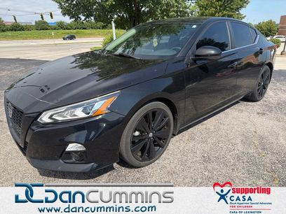 Used 2022 Nissan Altima 2.5 SR w/ Midnight Edition Package
