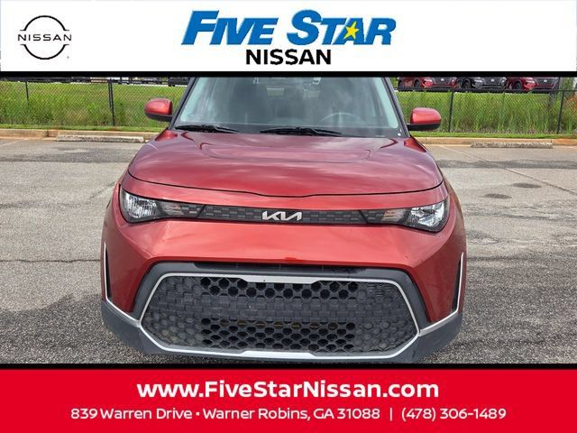 Used 2023 Kia Soul S FWD image 2