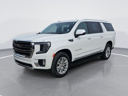 Used 2023 GMC Yukon XL SLT w/ SLT Premium Package AWD/4WD image 9