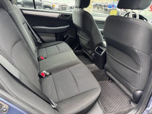 Used 2015 Subaru Outback 2.5i image 11