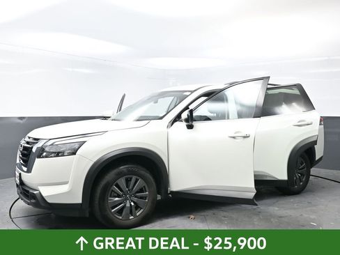 Used 2024 Nissan Pathfinder SV AWD/4WD image 59