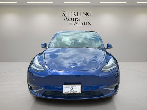 Used 2021 Tesla Model Y Long Range image 3
