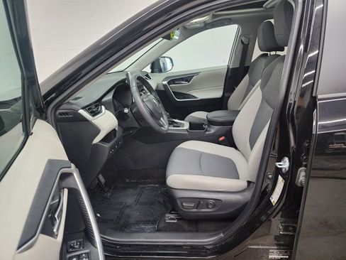 Used 2024 Toyota RAV4 XLE w/ Convenience Package AWD/4WD image 12