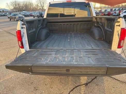 Used 2020 Ford F150 Lariat image 21