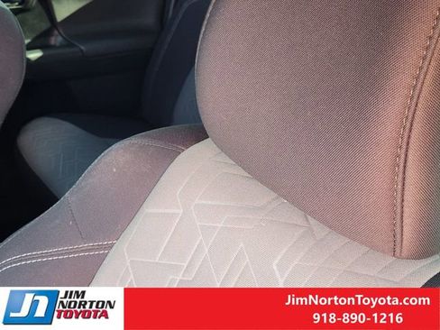Used 2021 Toyota Tacoma TRD Sport w/ Technology Package RWD image 16