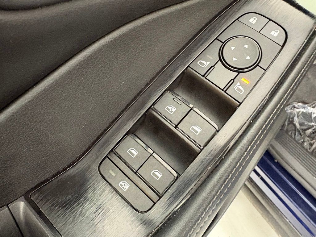 Used 2024 Nissan Rogue SV FWD image 24