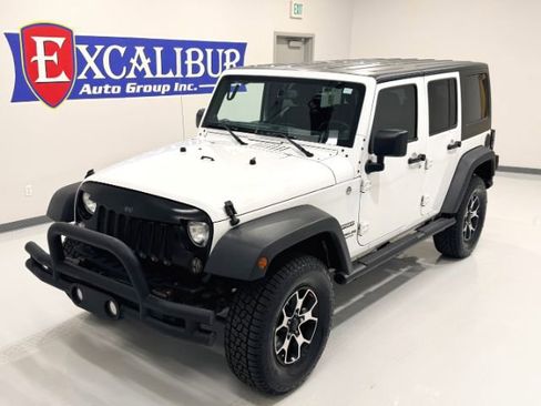 Used 2014 Jeep Wrangler Unlimited Sport w/ Quick Order Package 24S AWD/4WD image 11