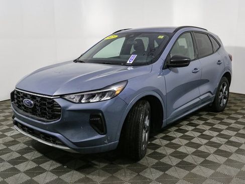 Used 2023 Ford Escape ST-Line w/ Tech Pack #1 image 5