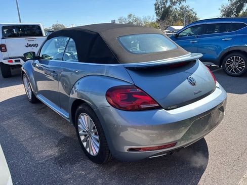 Used 2019 Volkswagen Beetle 2.0T SE image 2