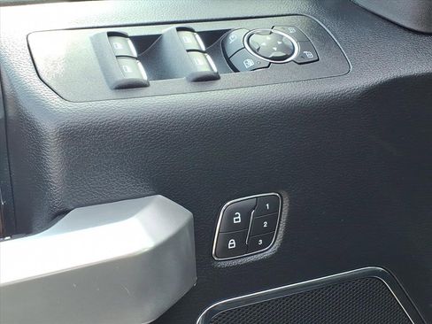 Used 2020 Ford F150 Lariat w/ Equipment Group 502A Luxury image 4