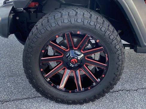 Used 2022 Jeep Wrangler Willys image 21