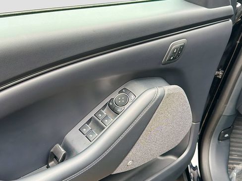 Used 2025 Ford Mustang Mach-E Premium AWD/4WD image 20