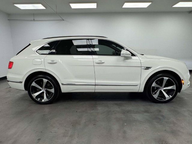 Used 2020 Bentley Bentayga AWD/4WD image 7