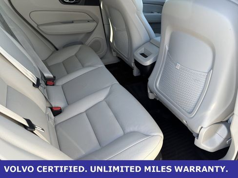 Certified 2022 Volvo XC60 B5 Momentum w/ Advanced Package image 29