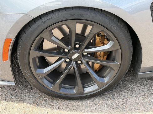 Used 2019 Cadillac CTS V w/ Carbon Fiber Package RWD image 5