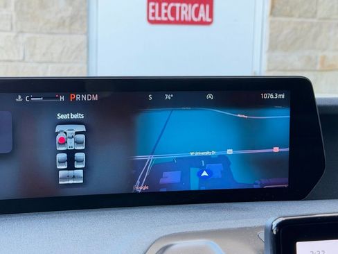 New 2025 Ford Expedition Active image 38