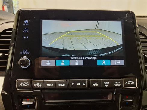 Used 2018 Honda Odyssey Elite image 14