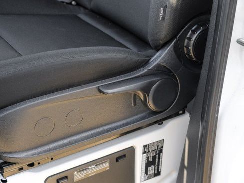 Used 2020 Mercedes-Benz Sprinter 2500 image 29