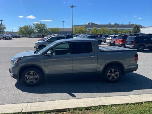 Used 2022 Honda Ridgeline RTL-E image 2