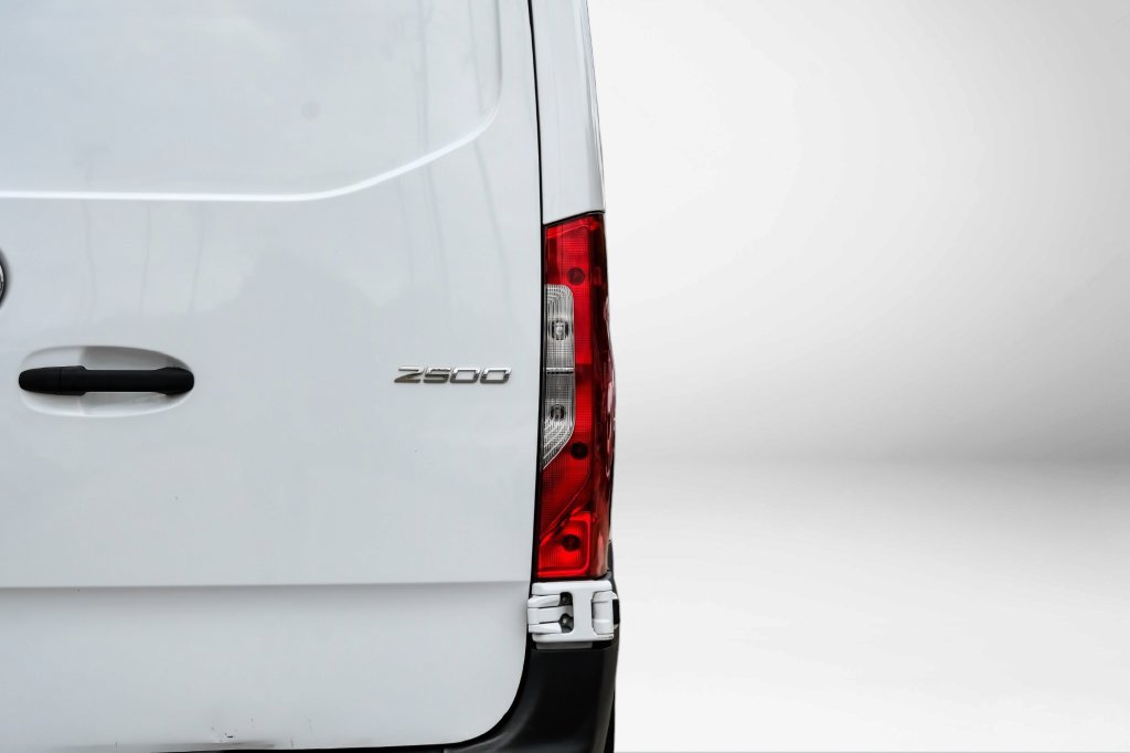 Used 2025 Mercedes-Benz Sprinter 2500 image 44