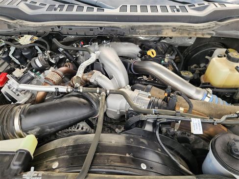 Used 2023 Ford F250 Lariat w/ Snow Plow/Camper Package image 30