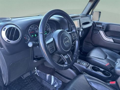 Used 2015 Jeep Wrangler Unlimited Sahara w/ Dual Top Group image 19