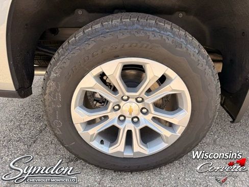 New 2026 Chevrolet Silverado 1500 LTZ w/ LTZ Premium Package AWD/4WD image 15
