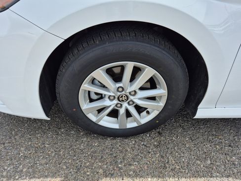 Certified 2025 Toyota Camry LE image 24