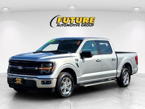 Certified 2025 Ford F150 XLT w/ Equipment Group 301A Standard image 8