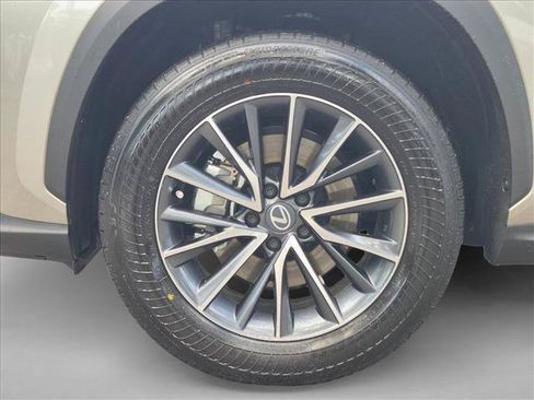 Certified 2026 Lexus NX 350h AWD w/ Accessory Package (Z1) image 22