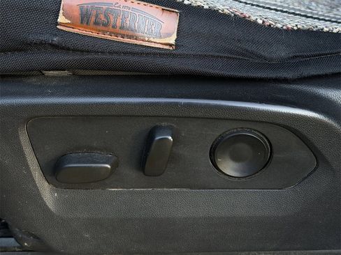 Used 2024 GMC Sierra 2500 SLE image 26