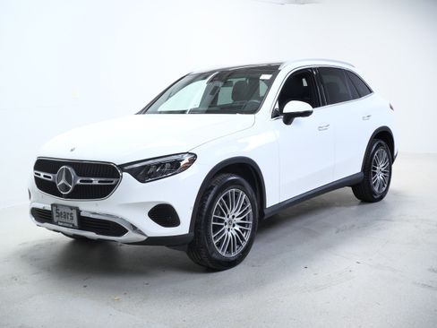 Certified 2026 Mercedes-Benz GLC 300 4MATIC image 9