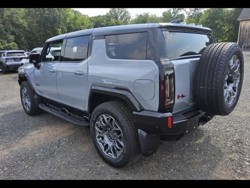 Used 2025 GMC Hummer EV 3X w/ LPO, Sport Package AWD/4WD image 4