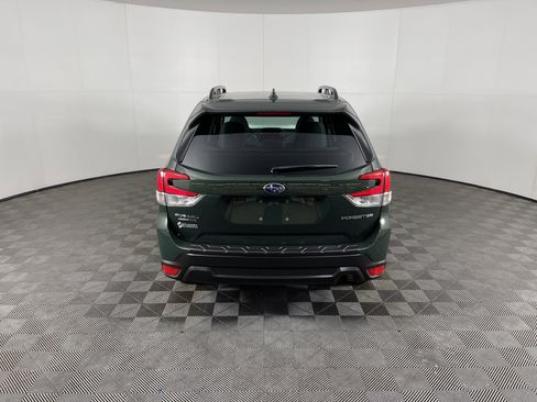 Used 2023 Subaru Forester Premium image 4
