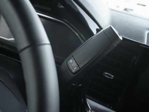 Used 2024 GMC Sierra 1500 Elevation image 20