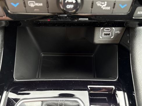 New 2026 Jeep Compass Latitude AWD/4WD image 19
